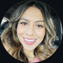 Maribel, brow artist at Browza Studio